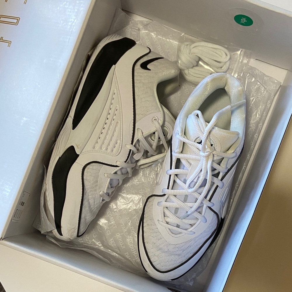 Air Jordan 11 Retro Size 11 US White Black, worn once, stored in original box
